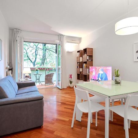 Mico Garden View Citylife Executive Apartment Мілан Екстер'єр фото